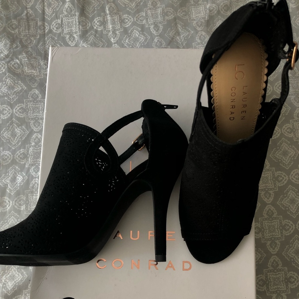 Black heels